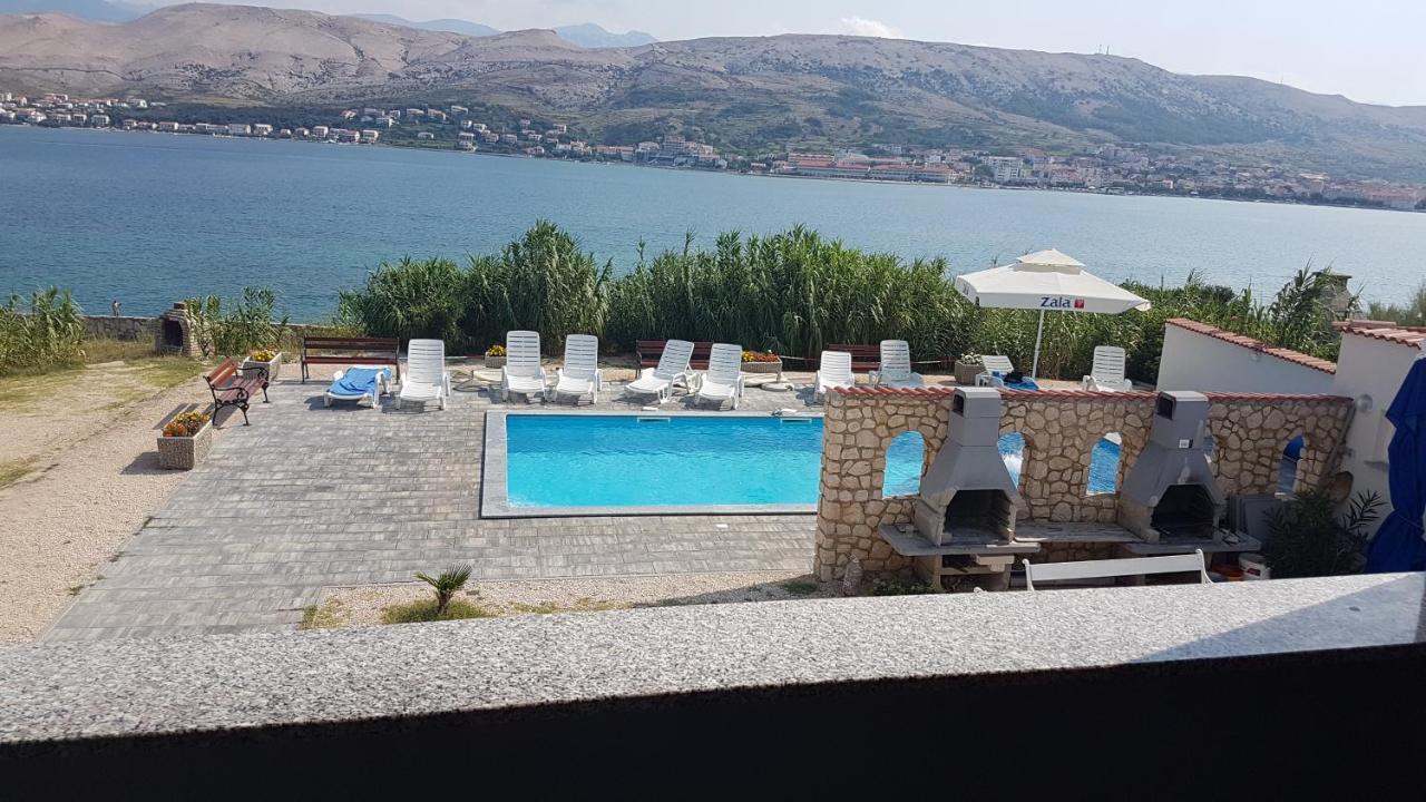 Apartments Mia Pag باغ المظهر الخارجي الصورة